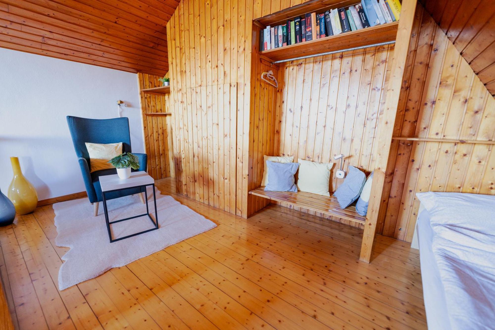 Ferienhaus Schoene Aussicht Ferienwohnung Gelb Hemfurth-Edersee エクステリア 写真