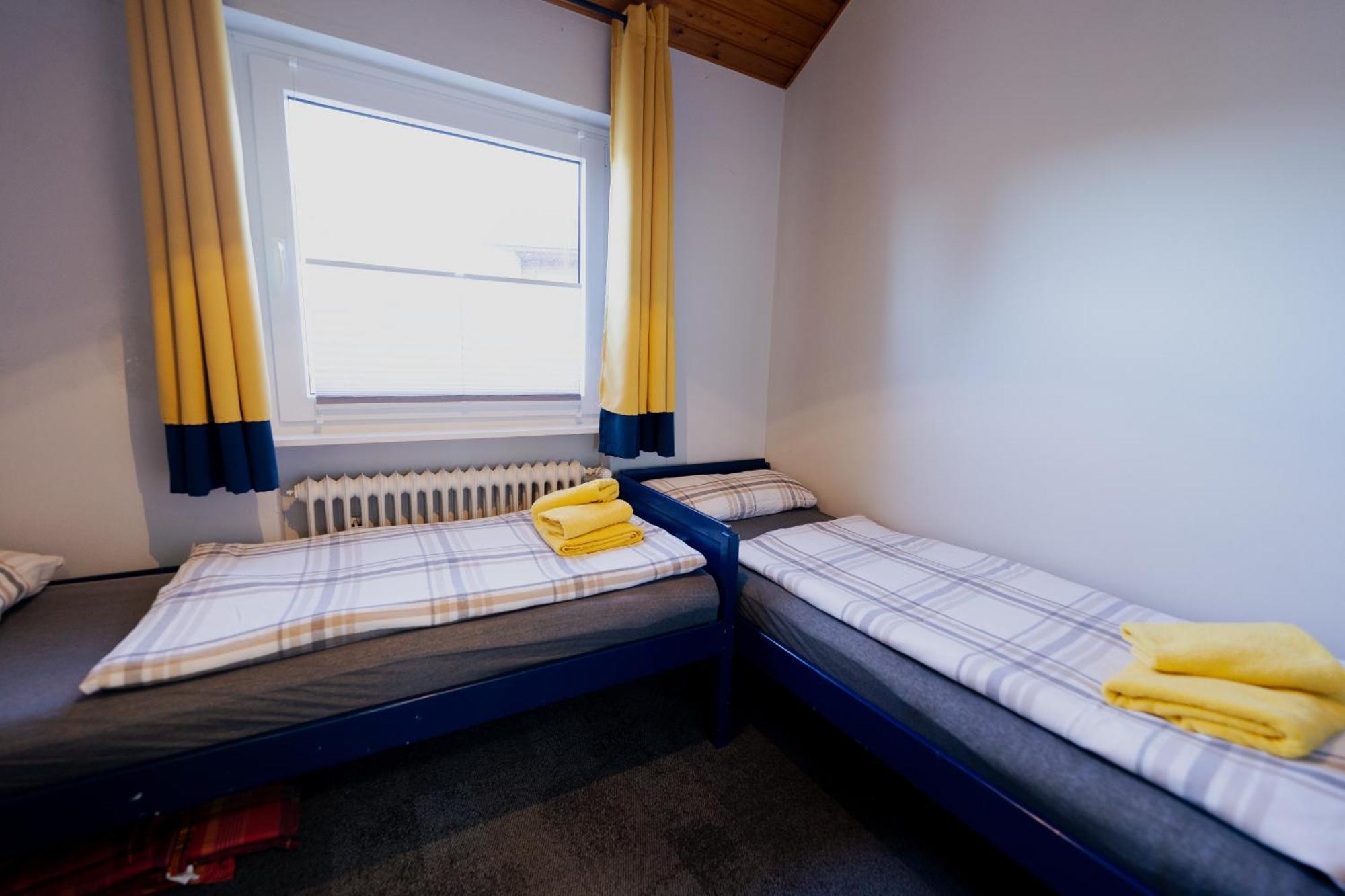 Ferienhaus Schoene Aussicht Ferienwohnung Gelb Hemfurth-Edersee エクステリア 写真