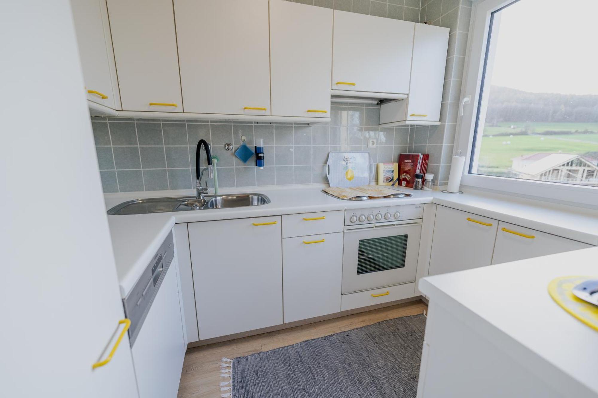 Ferienhaus Schoene Aussicht Ferienwohnung Gelb Hemfurth-Edersee エクステリア 写真